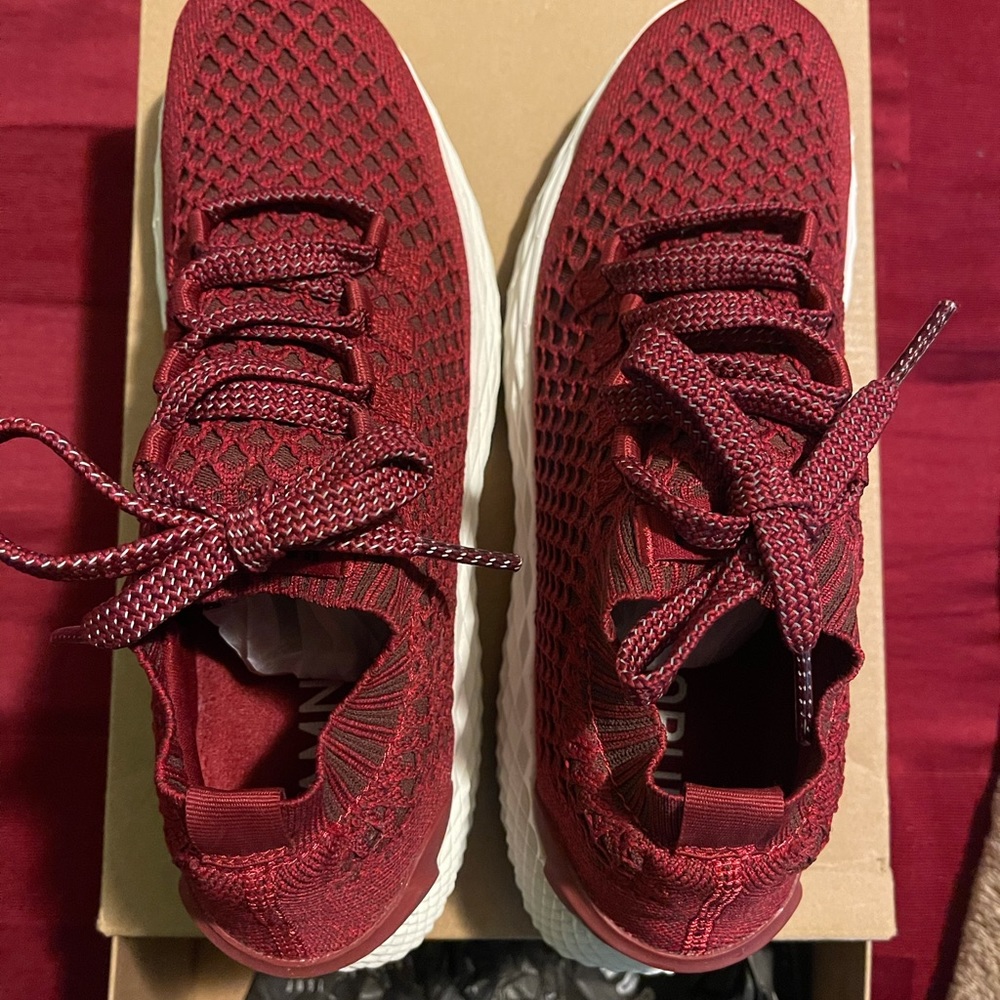 WORN 1x M/7.5 W /9NoBull Crimson Kit Runners. - Picture 4 of 8